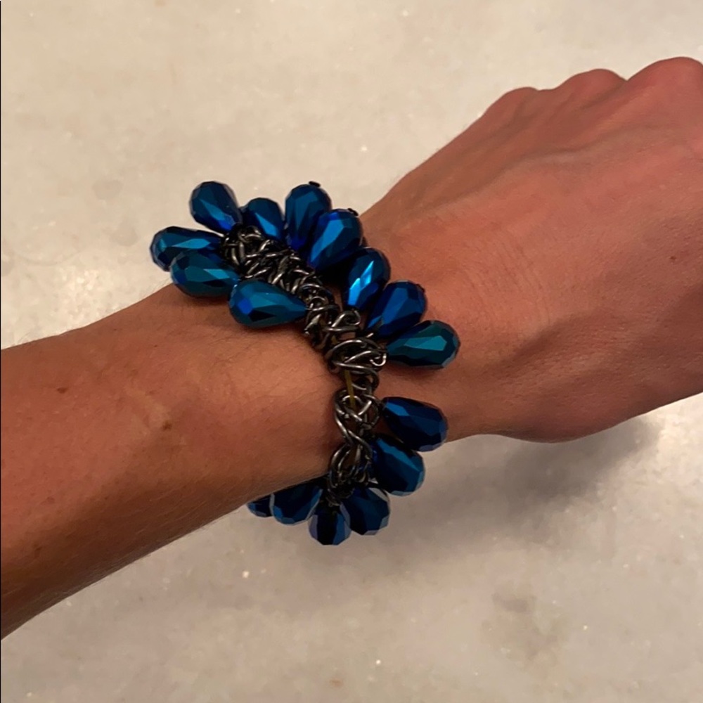 NWT blue gemstone elastic dangle bracelet